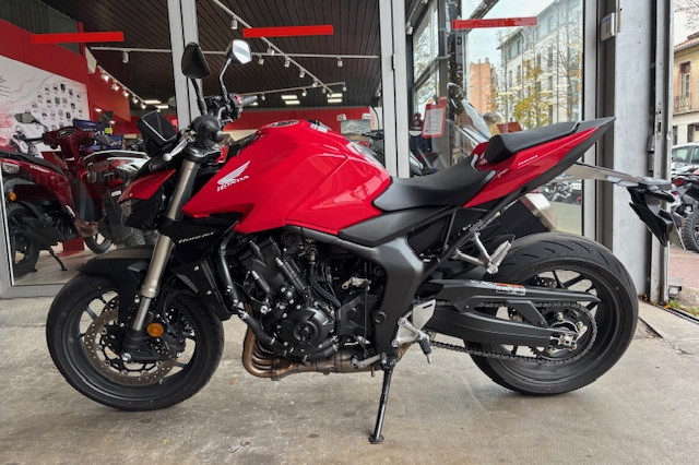 HORNET 1000 - MONTAUBAN