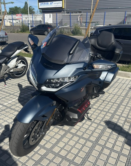 GOLDWING 1800 BAGGER DCT - MONTAUBAN